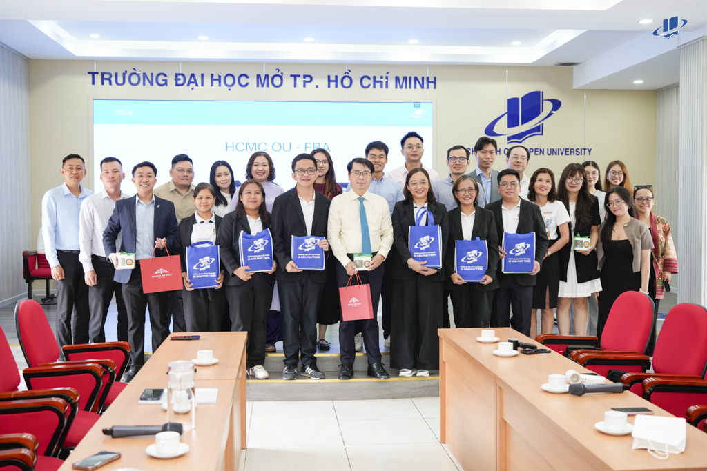 Khoa Quản trị Kinh doanh tăng cường hợp tác quốc tế trong đào tạo Du lịch – Khách sạn với Đại học Bang Mariano Marcos (Philippines)