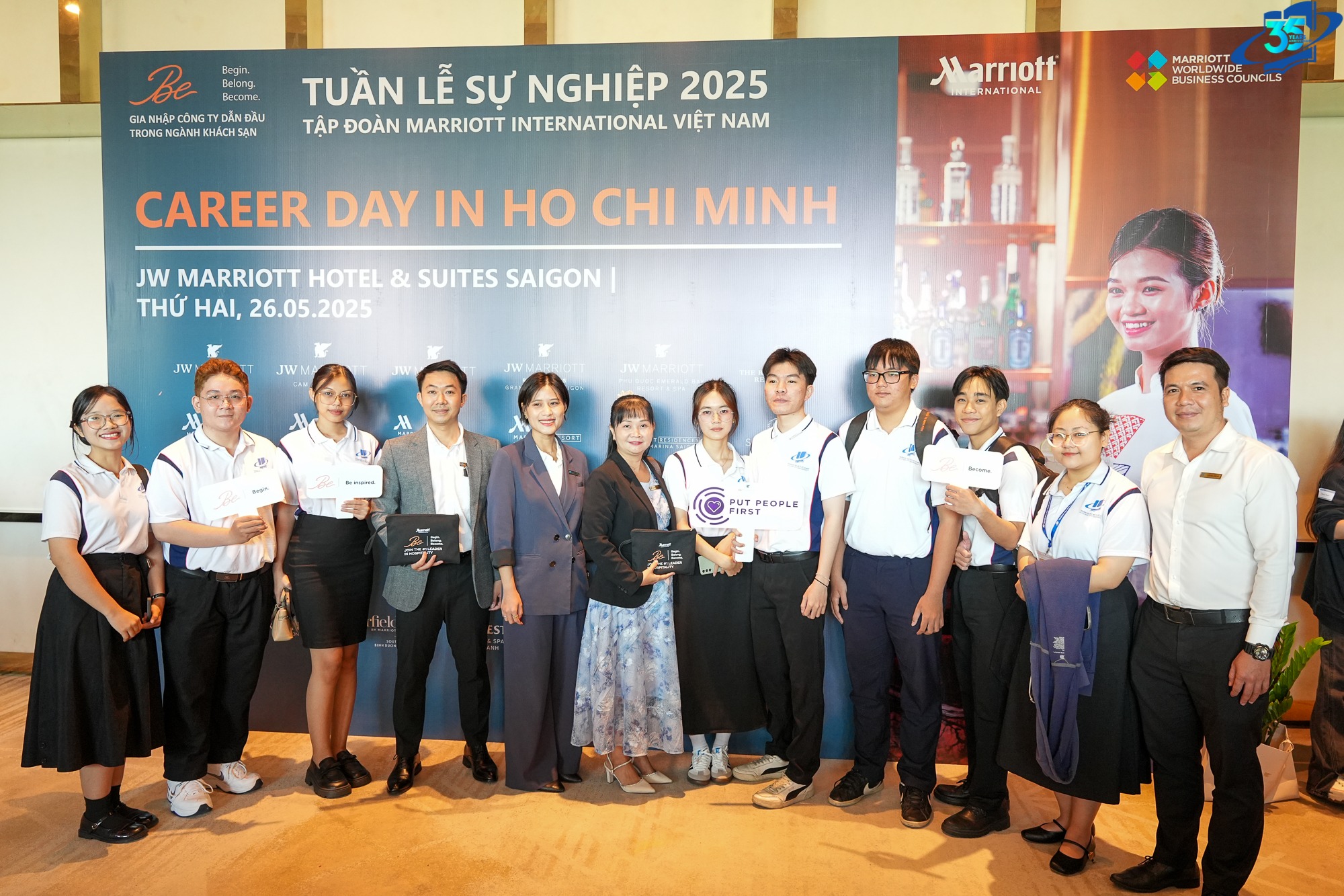 Trường ĐH Mở TP.HCM ký kết hợp tác chiến lược với tập đoàn Marriott International