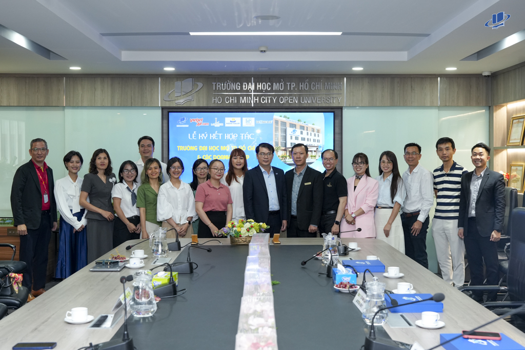 Trường Đại học Mở TP.HCM ký kết hợp tác cùng 05 doanh nghiệp, mở rộng cơ hội học tập và trải nghiệm cho sinh viên
