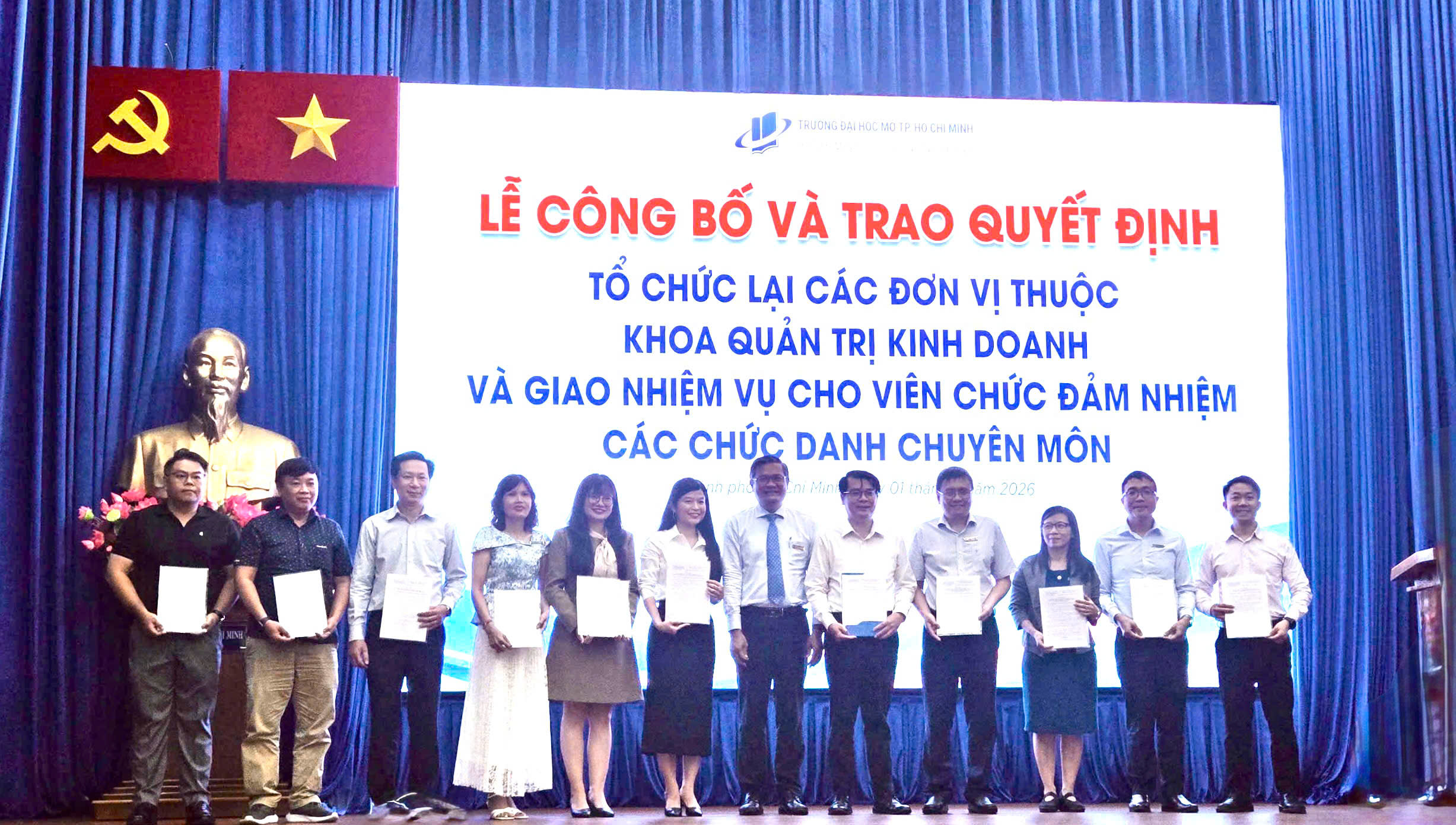 ĐẠI HỌC MỞ TP.HCM TINH GỌN BỘ MÁY: CHUYỂN ĐỔI MÔ HÌNH BỘ MÔN SANG CHƯƠNG TRÌNH ĐÀO TẠO