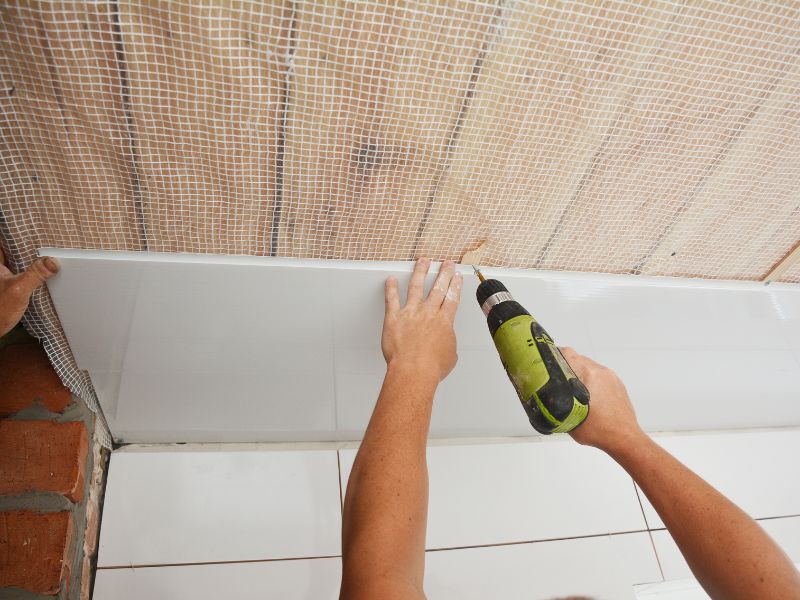 Nguyên nhân trần nhà bị thấm nước và cách khắc phục