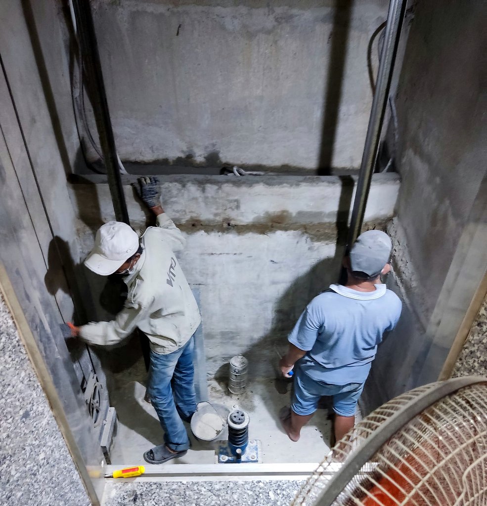 Cách chống thấm hố thang máy hiệu quả