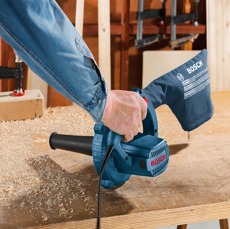 may-thoi-bui-phuc-vu-khoan-cay-thep