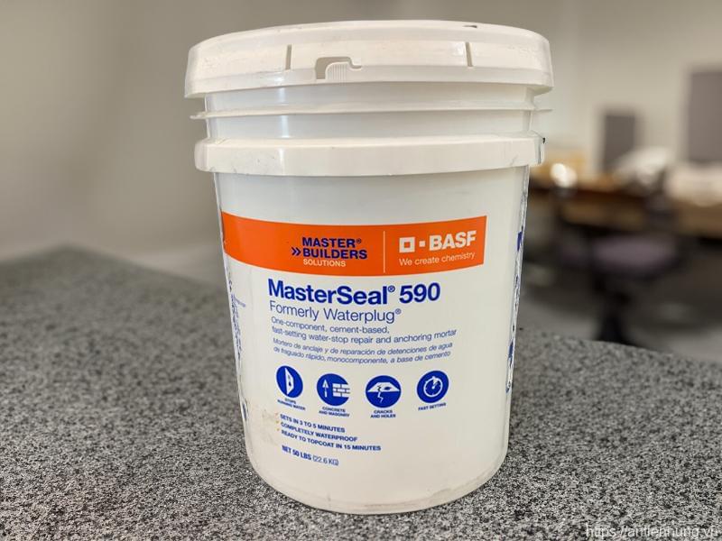 Vữa tự san phẳng Rápido