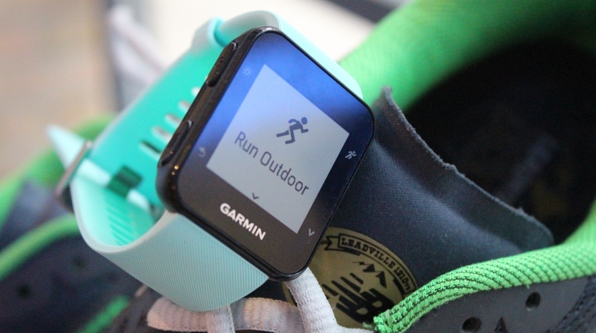 đánh giá đồng hồ garmin forerunner 35