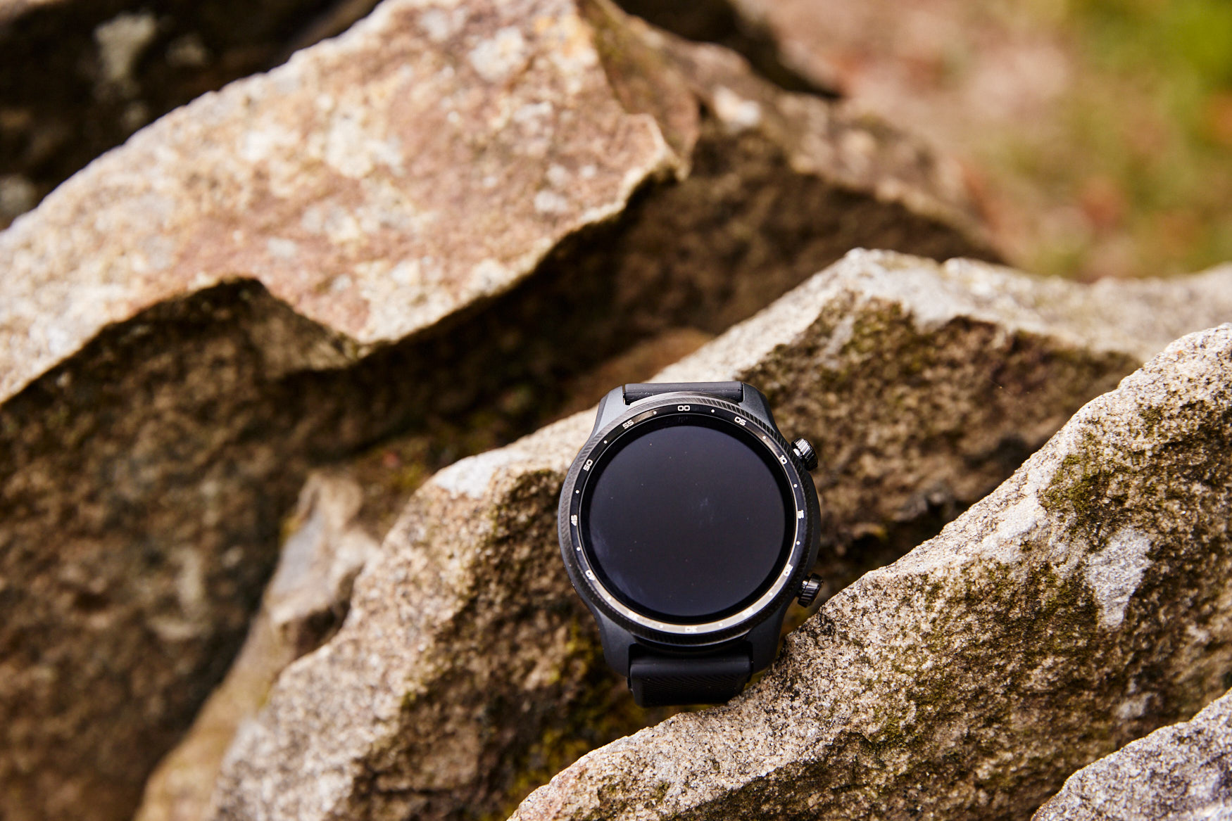 TicWatch Pro 3 Ultra GPS trên tay và những hình ảnh thực tế