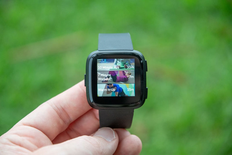 Đánh giá Fitbit Versa 