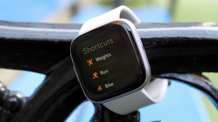 Fitbit Versa 2: Theo dõi luyện tập chính xác