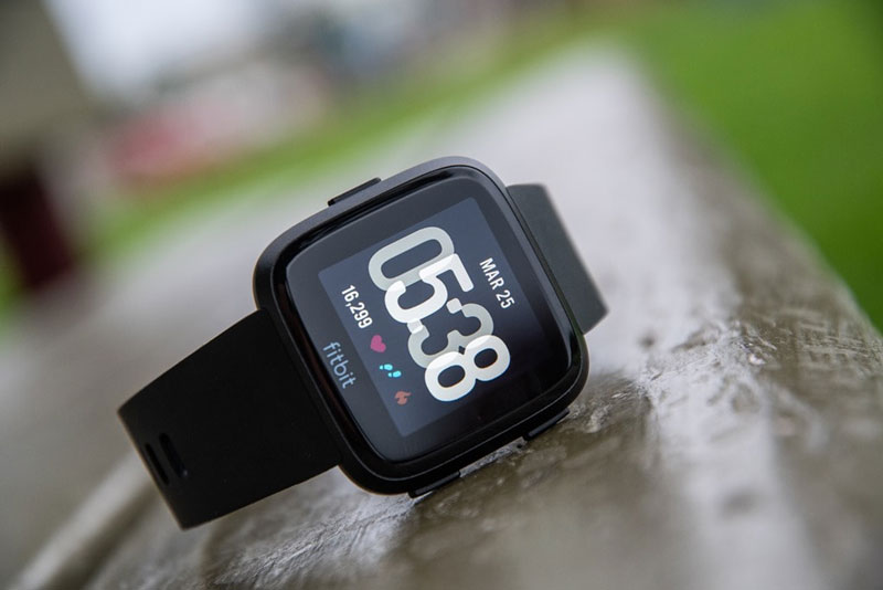 Đánh giá Fitbit Versa 