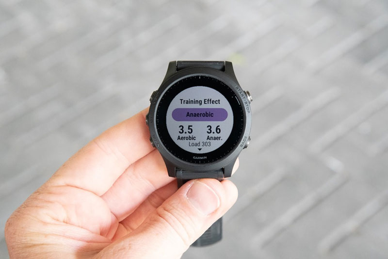 Đánh giá Garmin Forerunner 945