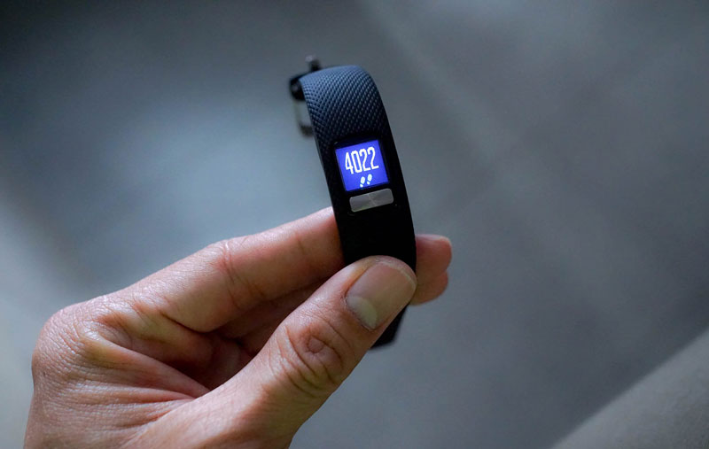 Đánh giá đồng hồ theo dõi sức khỏe Garmin Vivofit 4
