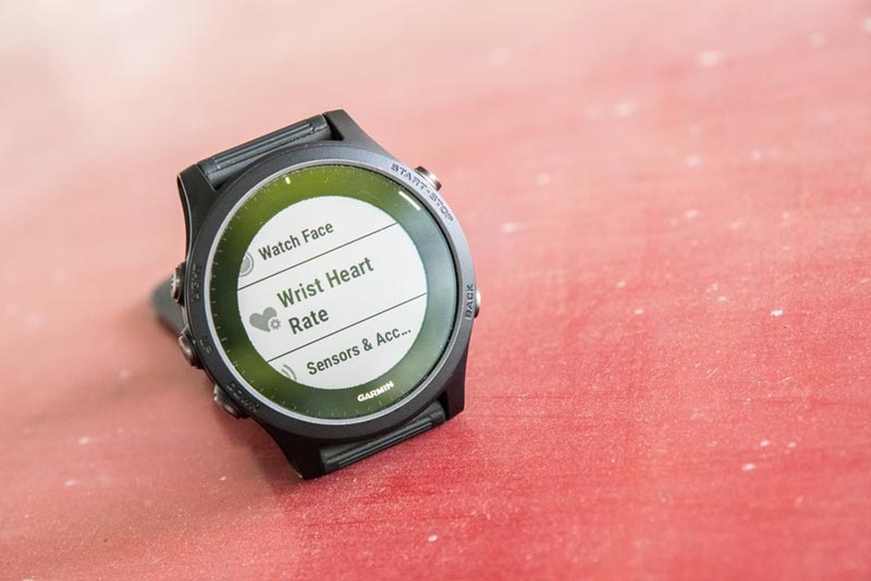 Đồng hồ Garmin Forerunner 945