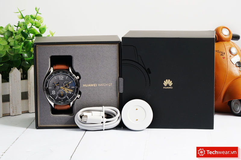 đồng hồ huawei watch gt màu bạc techwear
