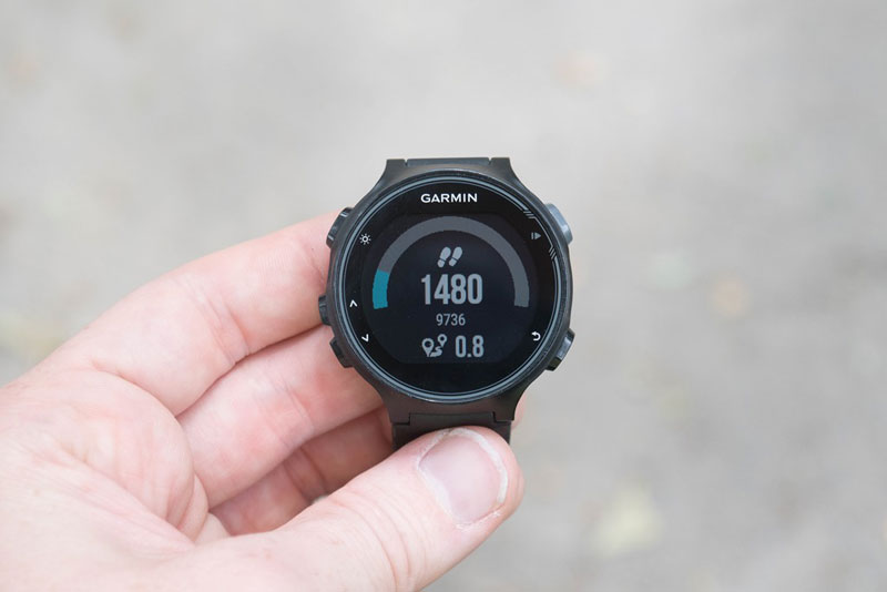 Garmin Forerunner 735XT 