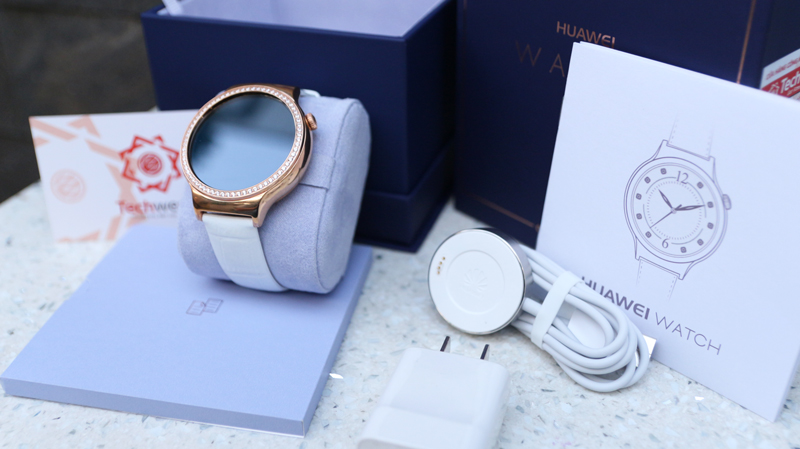Huawei Watch Swarovski Jewel Sapphire (White leather)