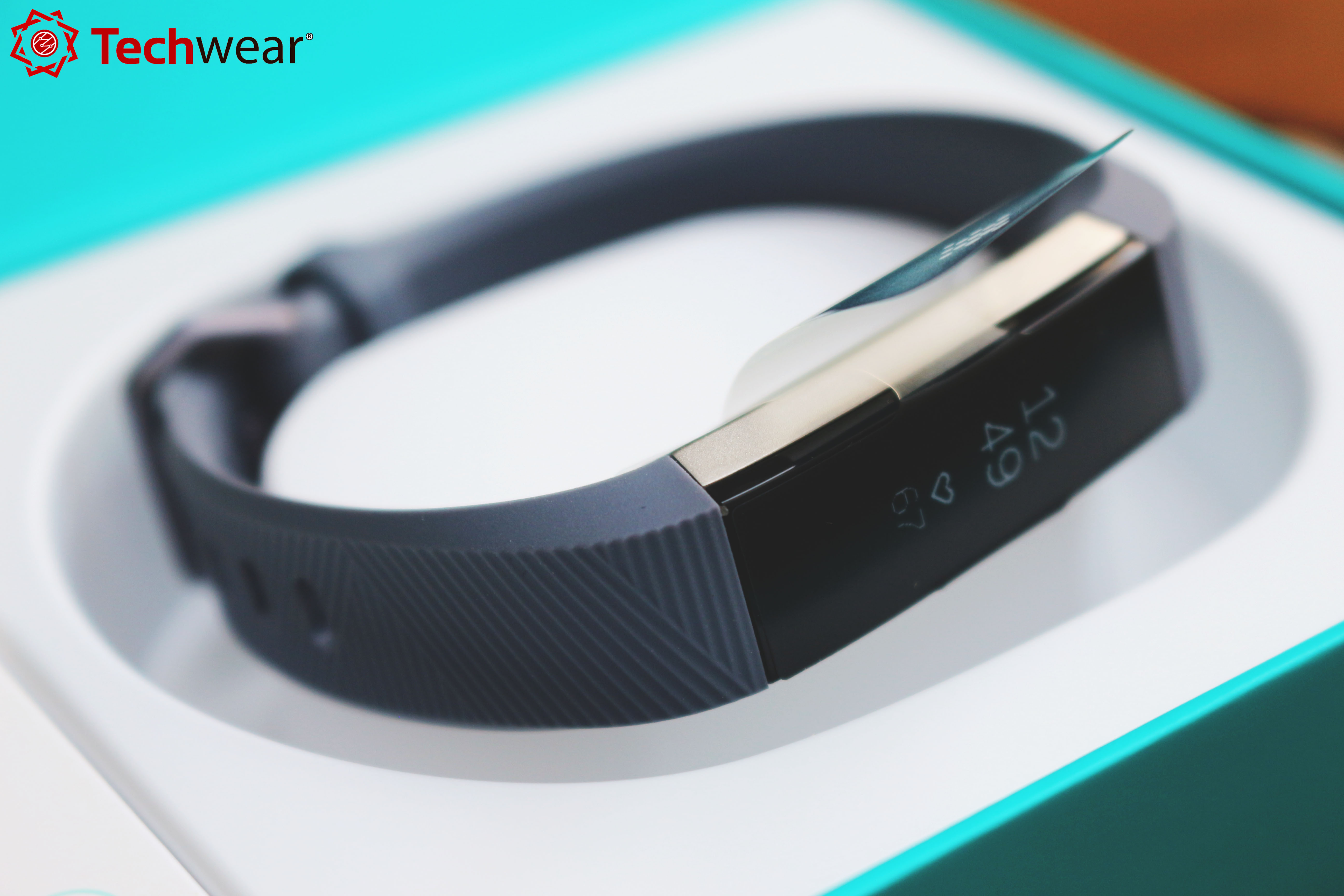 đồng hồ fitbit alta Hr techwear