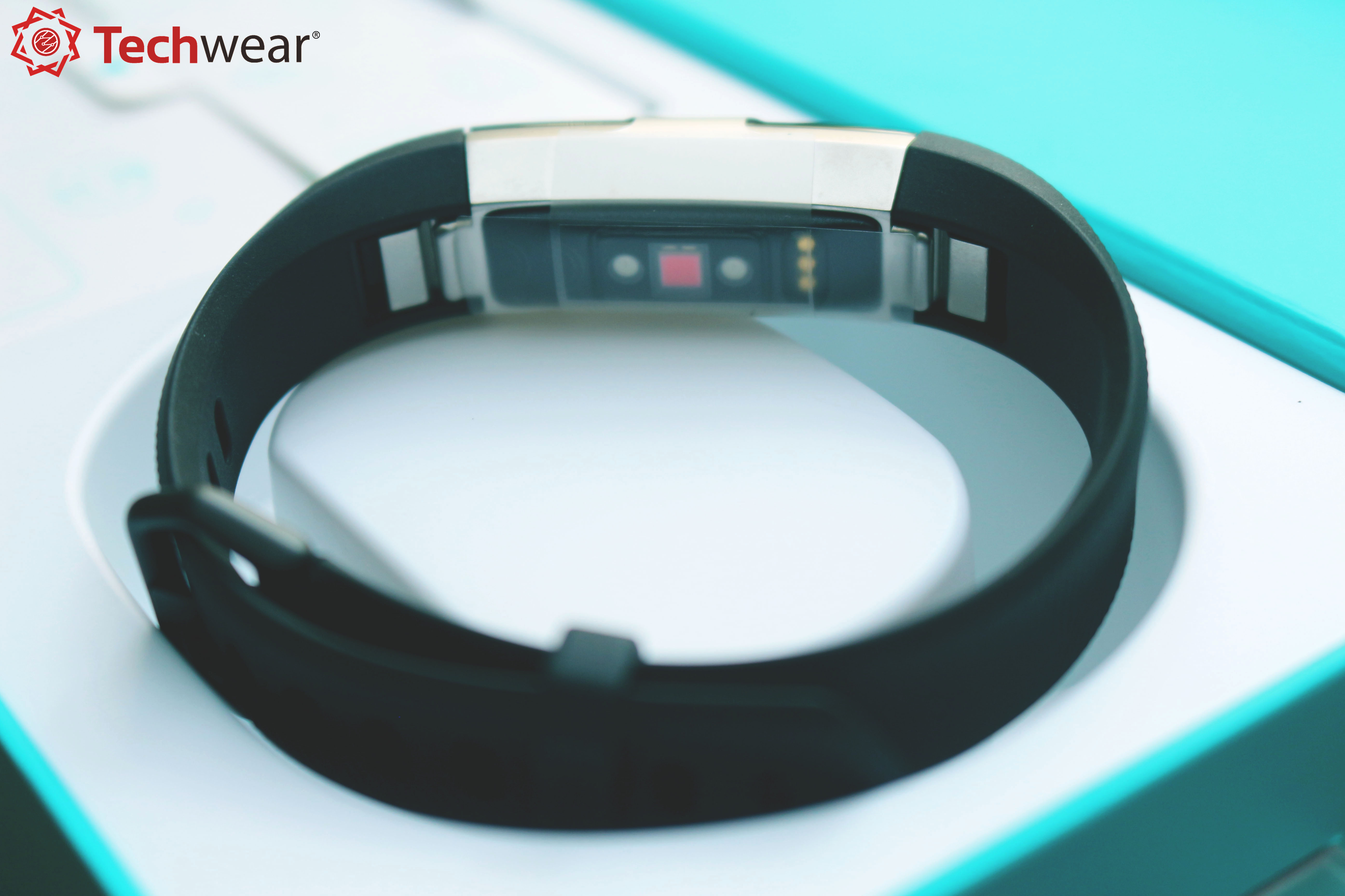 đồng hồ fitbit alta Hr techwear