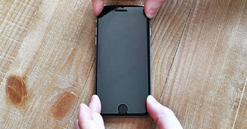hướng dẫn dán kính cường lực cho iPhone