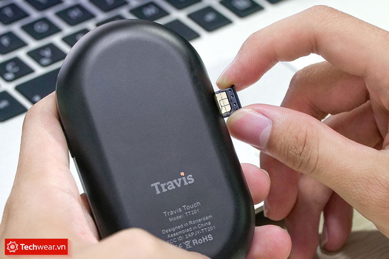 Máy phiên dịch Travis Touch Plus