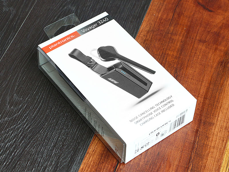 mở hộp Plantronics Voyager 3240