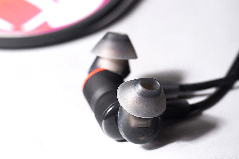 Tai nghe thể thao Plantronics BackBeat GO 410
