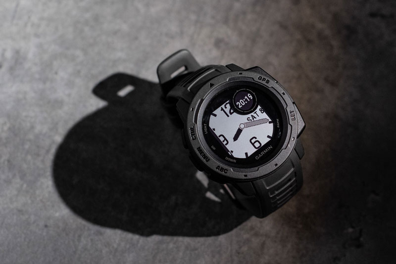 review đánh giá đồng hồ Garmin Instinct