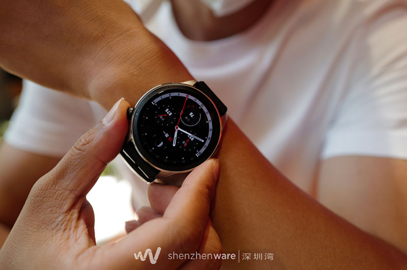 Đồng hồ Amazfit GTR 4