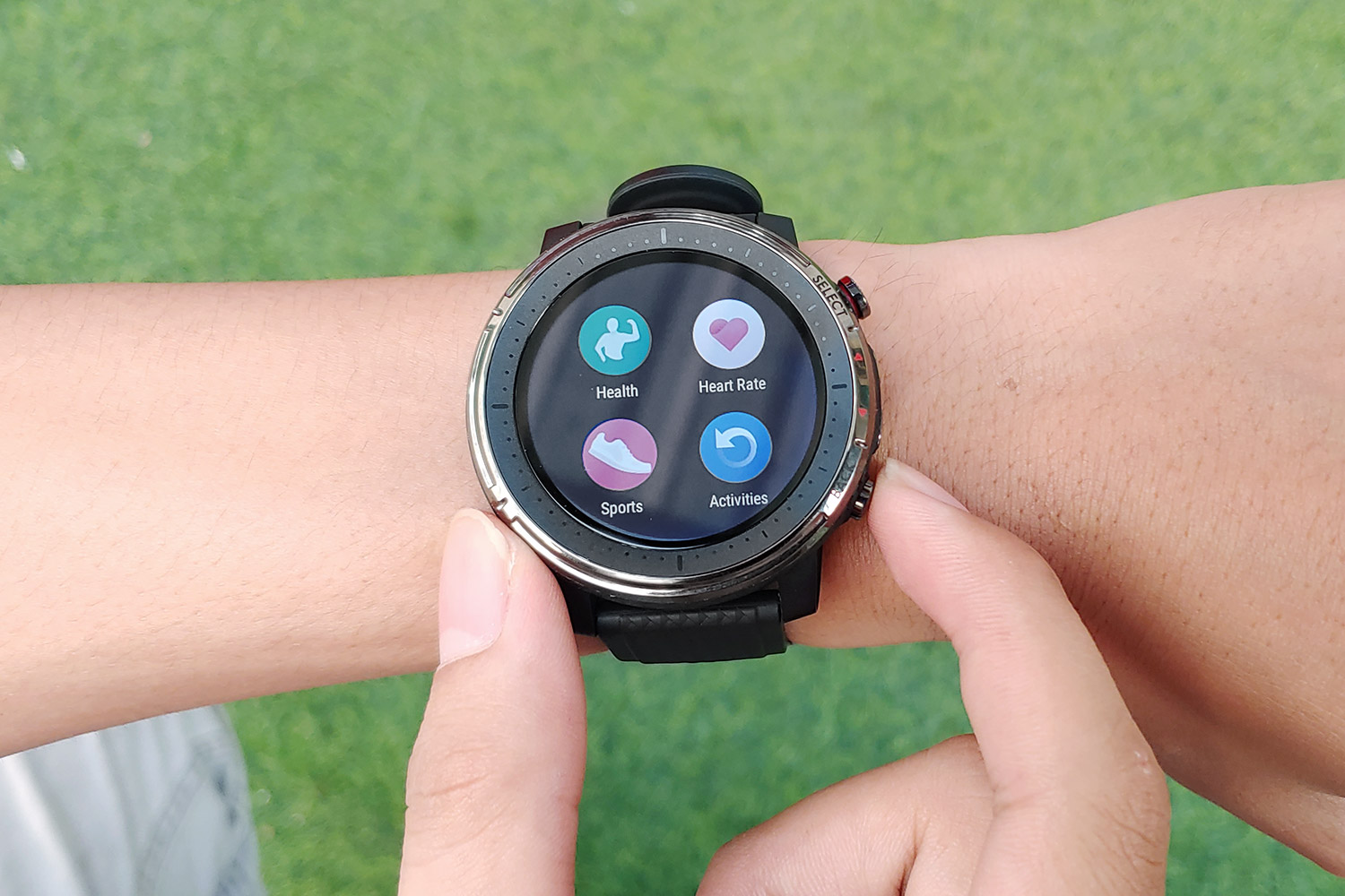 Đồng hồ thông minh Huami Amazfit Stratos 3