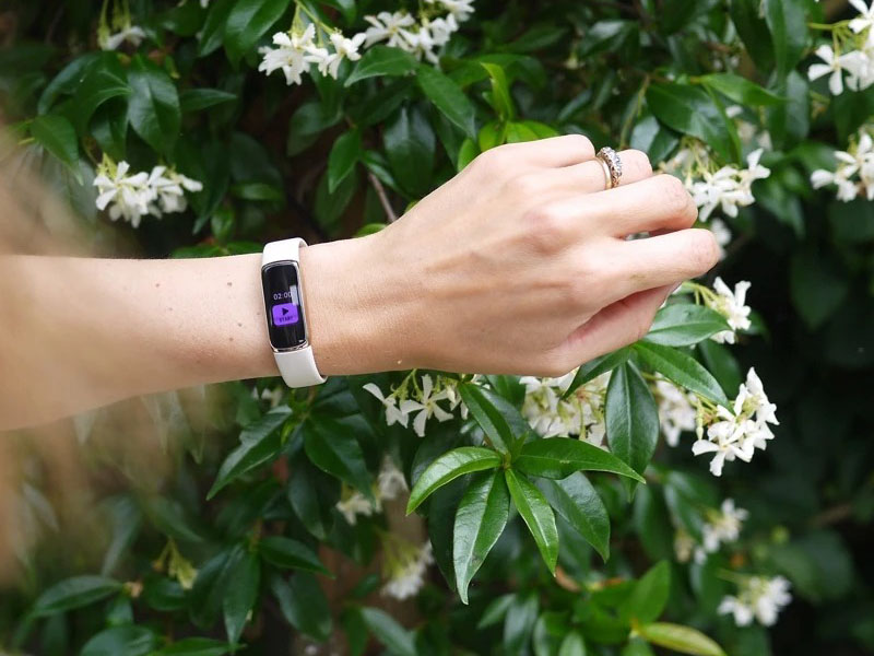 Techwear - Đồng hồ thông minh tốt nhất cho phái nữ