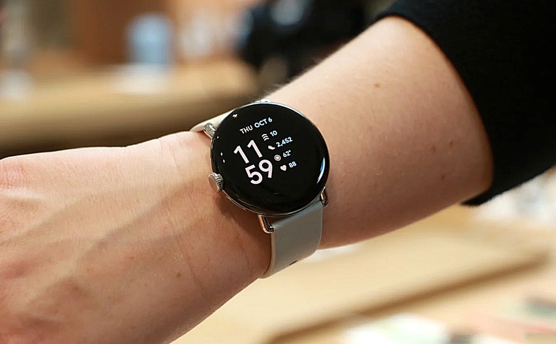 Google Pixel Watch - Sản phẩm đánh dấu sự kết hợp giữa Google và Fibtit