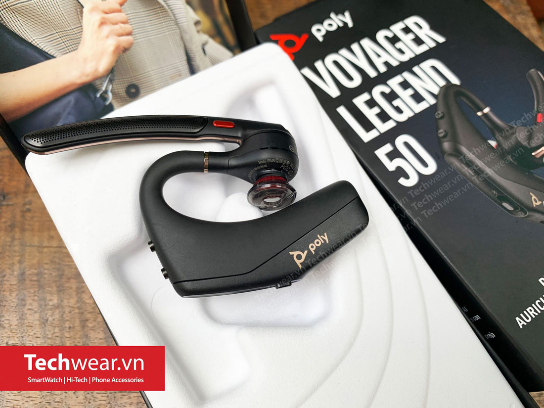 So sánh Poly Voyager Legend 30 và Legend 50