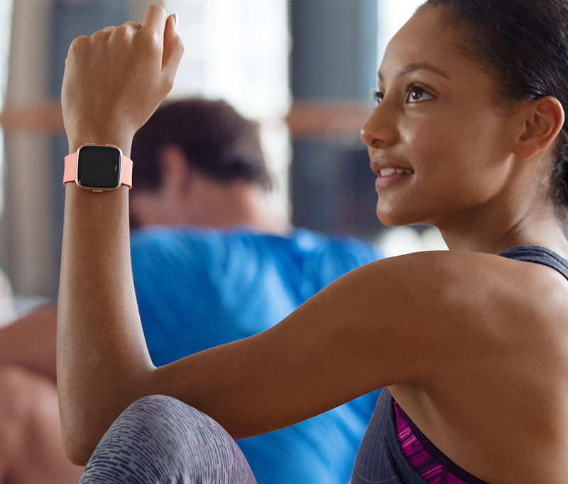 Đồng hồ Fitbit Versa 2
