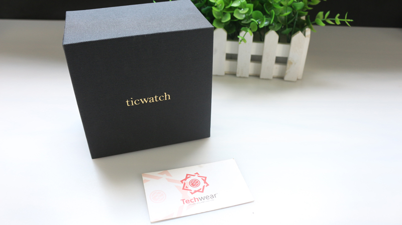 Ticwatch 2 Charcoal (Quốc Tế)