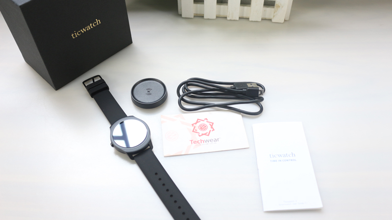 Ticwatch 2 Charcoal (Quốc Tế)