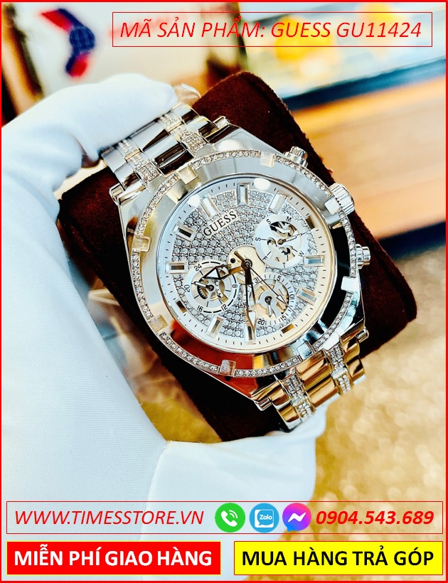 dong-ho-cap-doi-guess-dinh-da-swarovski-lo-co-day-kim-loai-timesstore-vn