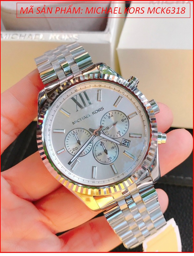 dong-ho-michael-kors-nam-mat-trang-vien-khia-day-kim-loai-silver-dep-gia-re-timesstore-vn