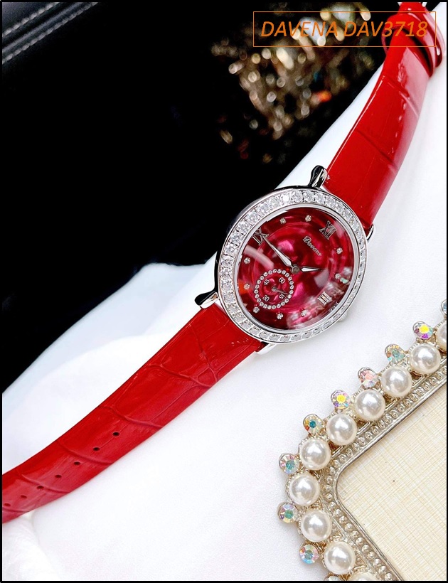 dong-ho-nu-davena-mat-do-tron-vien-da-swarovski-day-da-mau-do-timesstore-vn