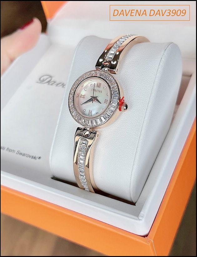 dong-ho-nu-davena-lac-tay-mat-tron-dinh-da-swarovski-rose-gold-dep-gia-re-timesstore-vn