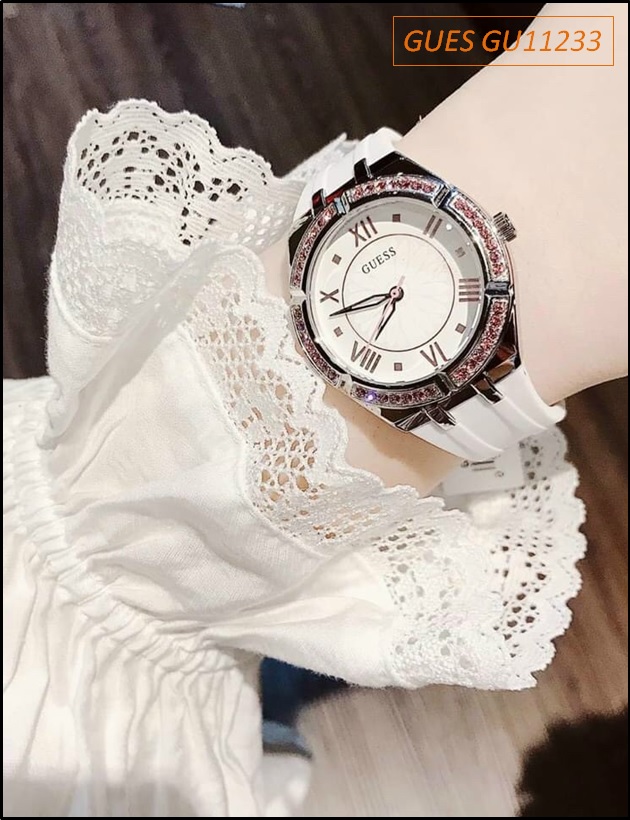 dong-ho-nu-gues-luxury-swarovski-mau-trang-thoi-trang-dep-cao-cap-timesstore-vn