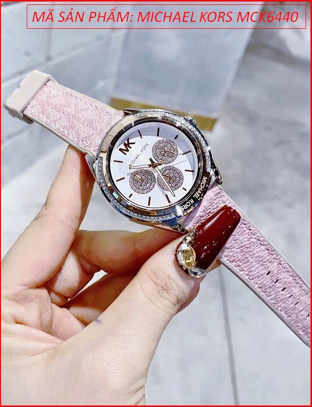 dong-ho-nu-michael-kors-multifunction-mat-trang-day-da-hong-timesstore-vn