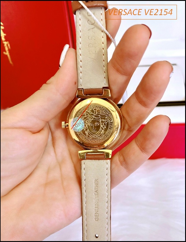 dong-ho-nu-versace-mat-tron-vang-gold-day-da-nau-thoi-trang-dep-gia-re-timesstore-vn