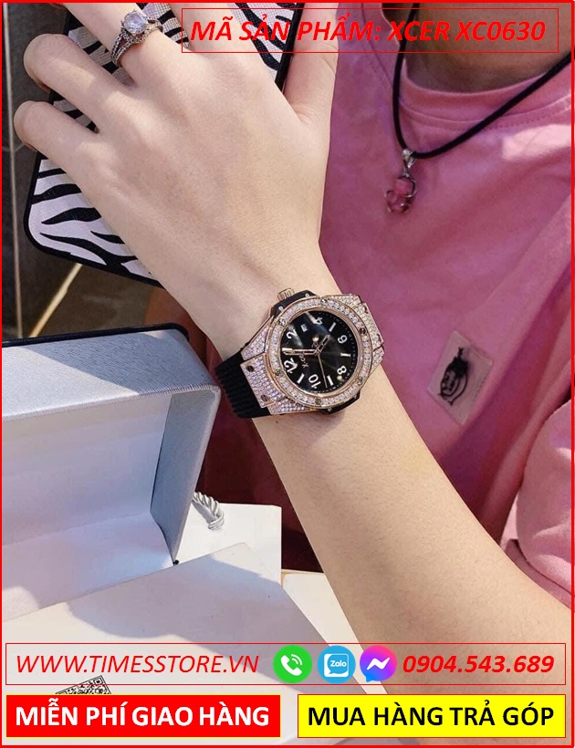 dong-ho-nu-xcer-tua-hublot-dinh-da-swarovski-rose-gold-day-silicone-timesstore-vn