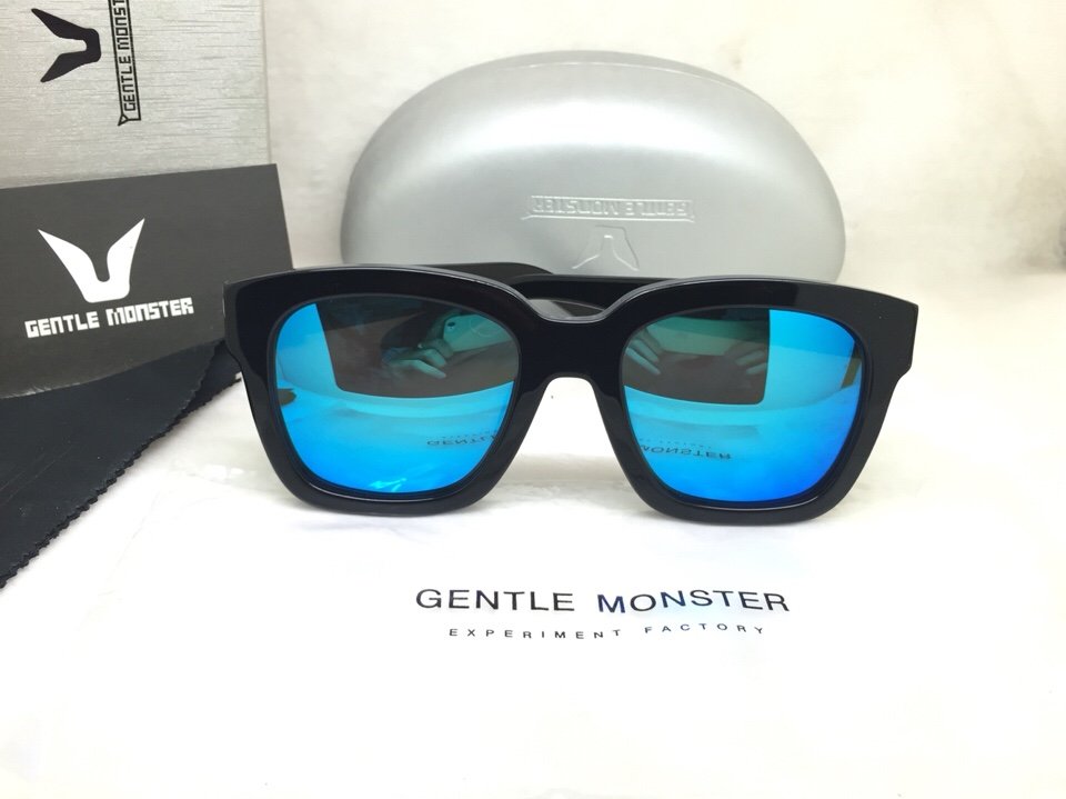 KÍNH GENTLE MONSTAR MẮT TRÁNG GƯƠNG