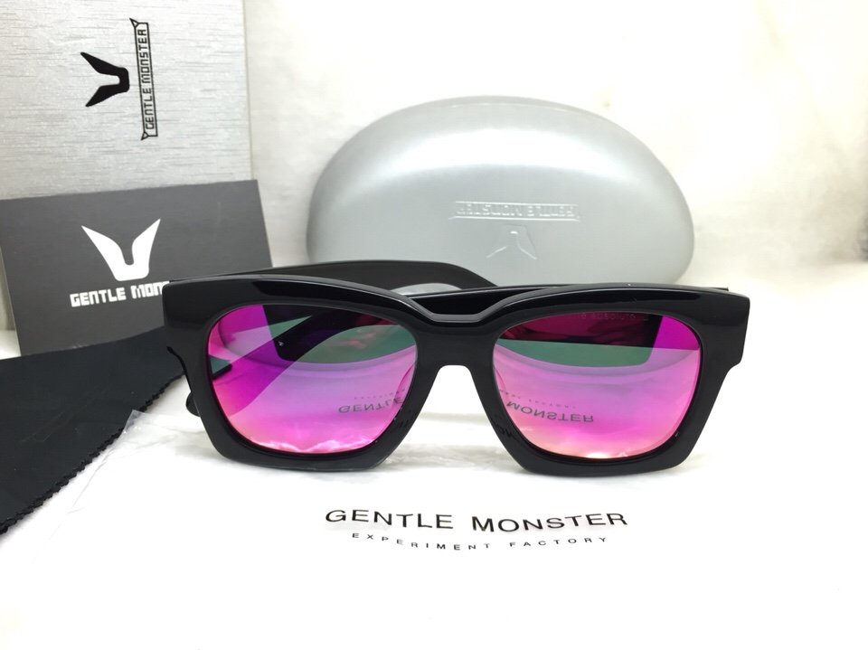 KÍNH GENTLE MONSTAR MẮT TRÁNG GƯƠNG