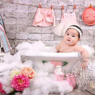 Bồn tắm cho bé