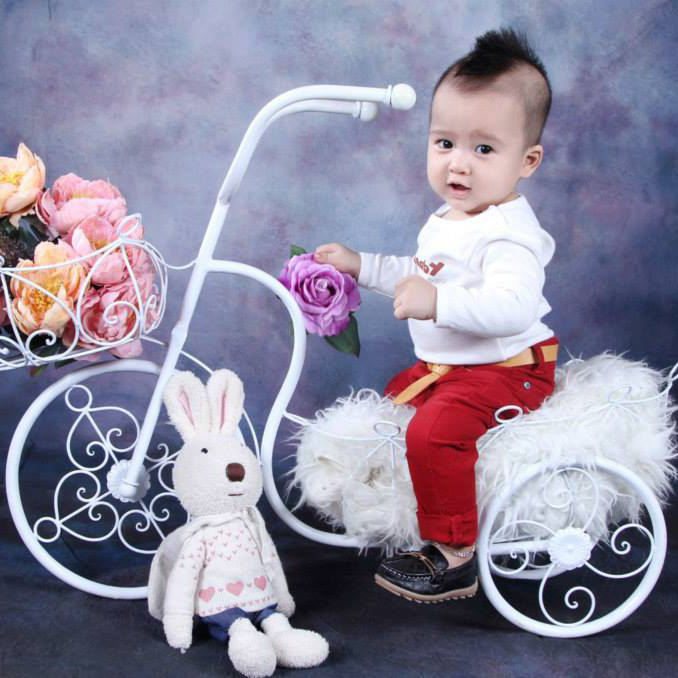 Xe lục lăng