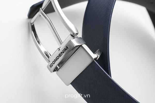 Nên chọn mẫu thắt lưng bản to, đơn giản