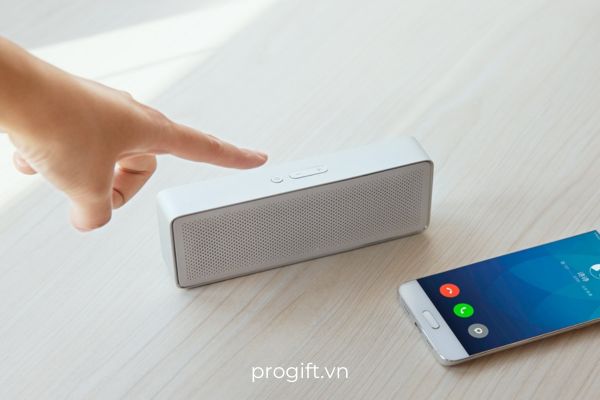 Loa Bluetooth cho phép nghe nhạc, giải trí