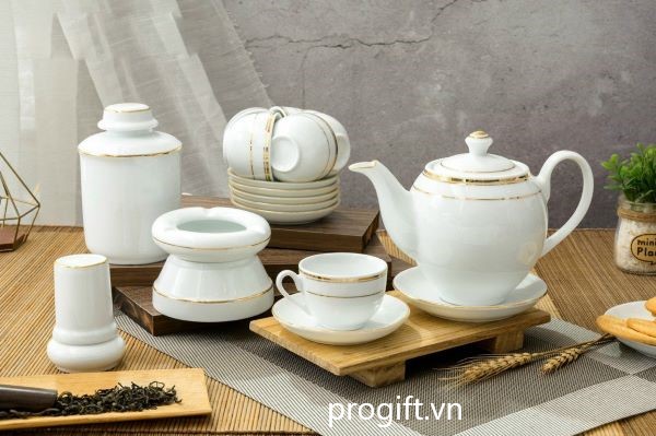 Bộ ấm chén Bát Tràng