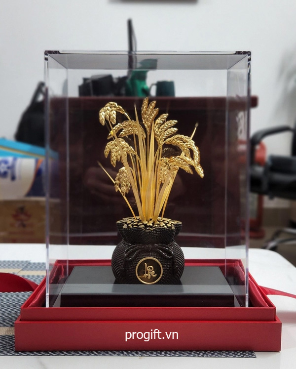 Quà tặng cao cấp cho sếp trưng bàn làm việc